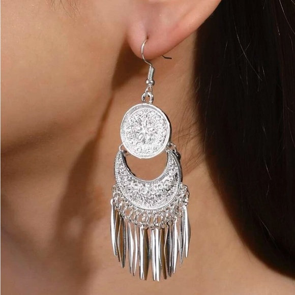 Exotically Shimmering Silver Metal Tasseled Medallion Chandelier Drop Earrings - Picture 2 of 15